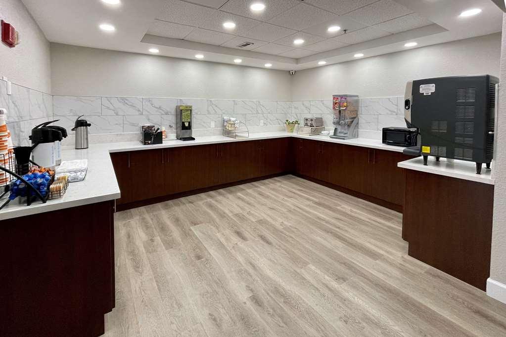 Comfort Inn & Suites Houston I-10 West Energy Corridor Restaurant photo